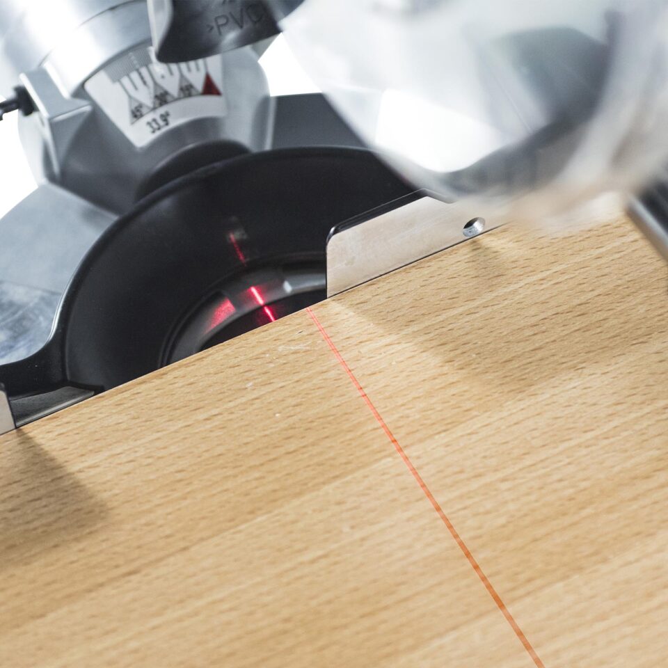 XTLINE Zug-Kapp-Gehrungssäge mit Laser, 2000 W, 255 mm – Bild 14